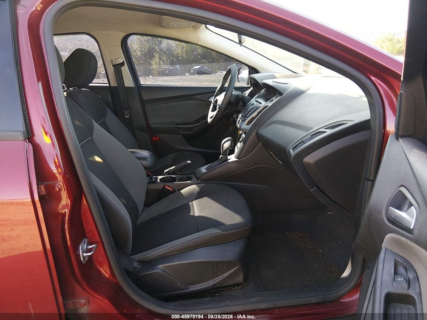 2014 FORD FOCUS auction photo 5