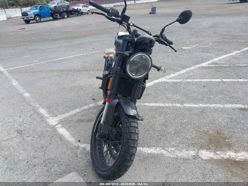 HUSQVARNA VITPILEN 401/SVARTPILEN 401 2023