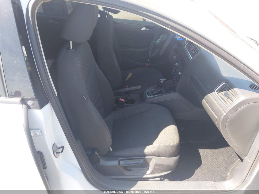 2014 VOLKSWAGEN JETTA auction photo 5