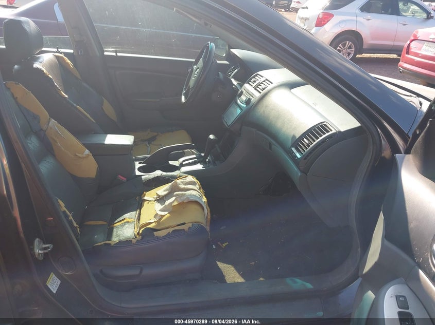 2004 HONDA ACCORD auction photo 5