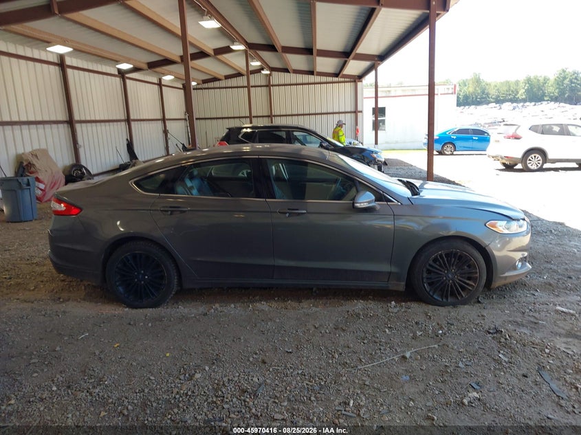 Фото 13 - FORD FUSION