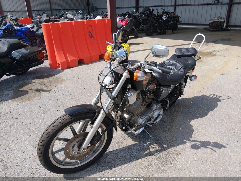 1993 HARLEY-DAVIDSON XLH883 auction photo 2