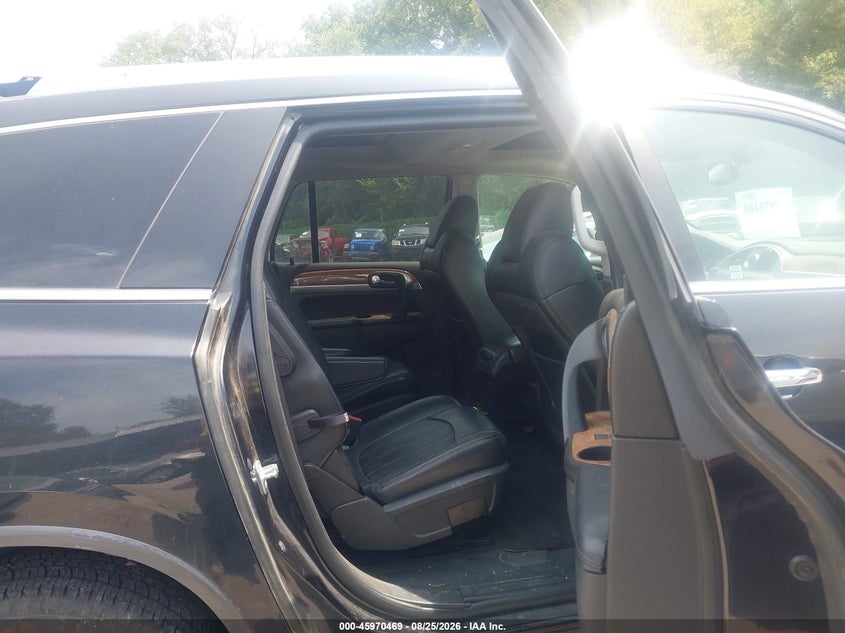 2012 BUICK ENCLAVE auction photo 8
