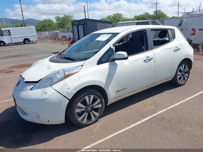2017 NISSAN LEAF auction photo 2