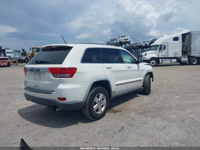 2011 JEEP GRAND CHEROKEE auction photo 4