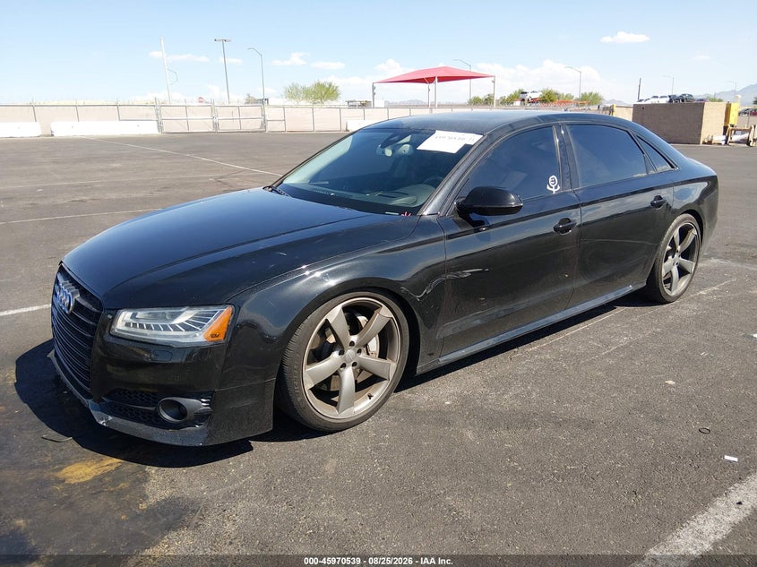 2018 Audi A8, Right Side, IAAI, VIN WAU43AFD4JN000397 — photo 2