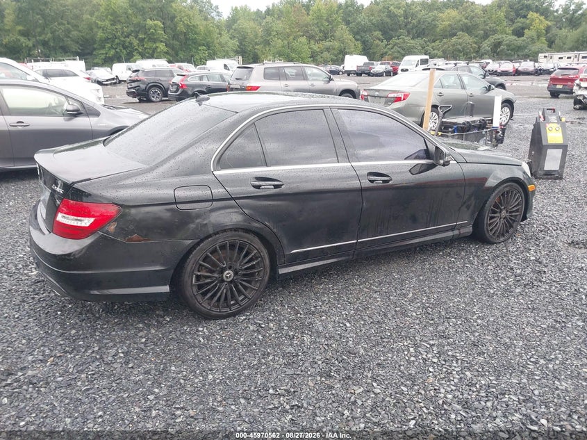 2013 MERCEDES-BENZ C 300 auction photo 6