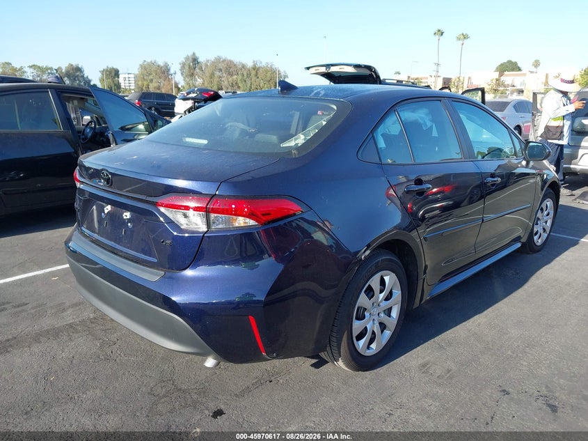 2026 TOYOTA COROLLA auction photo 4