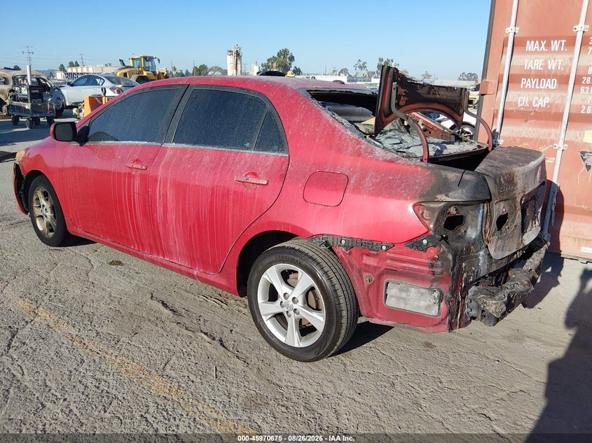 2013 TOYOTA COROLLA auction photo 3