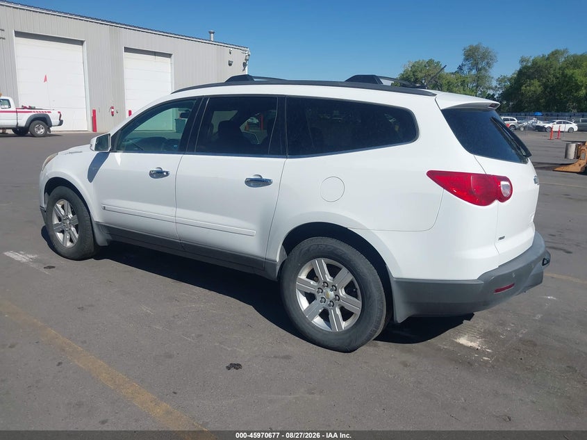 2010 CHEVROLET TRAVERSE auction photo 3