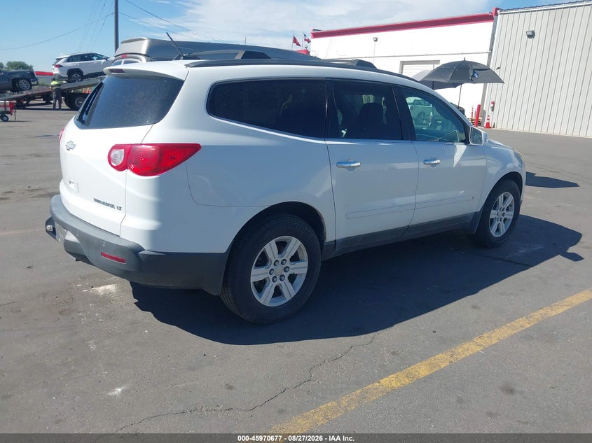 2010 CHEVROLET TRAVERSE auction photo 4