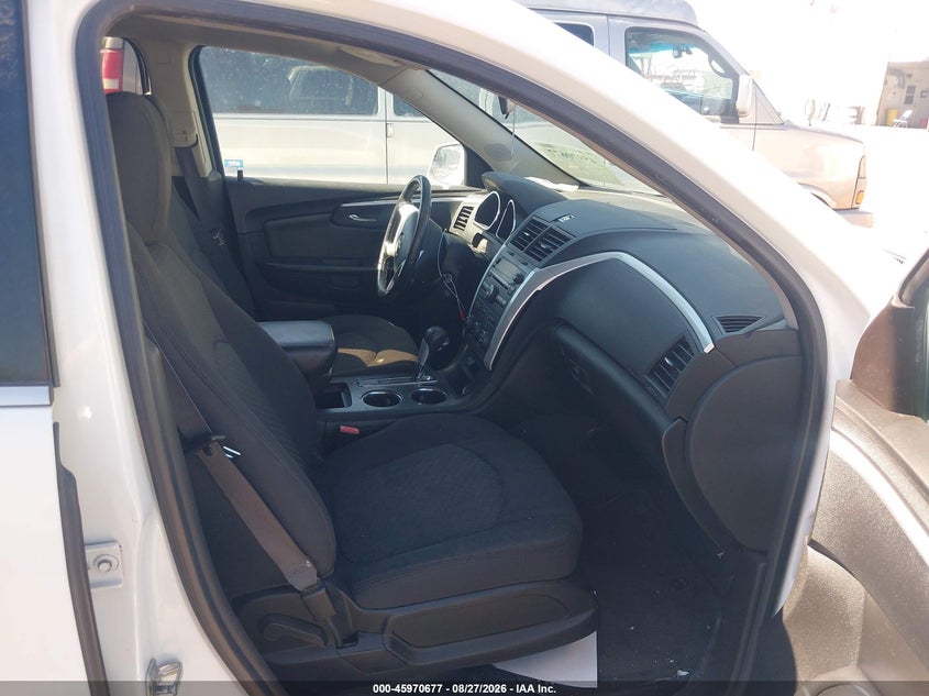 2010 CHEVROLET TRAVERSE auction photo 5