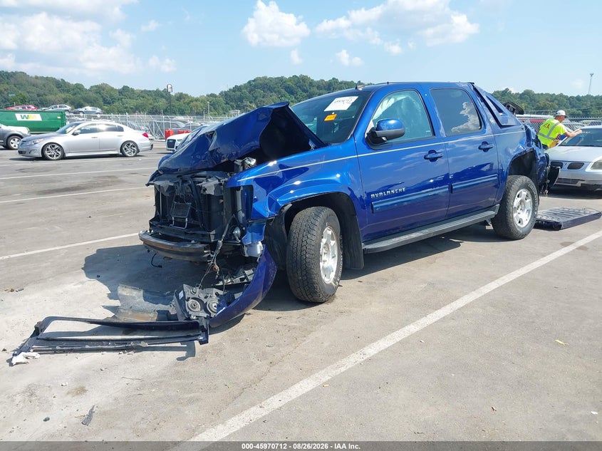 2013 Chevrolet Avalanche, All Over, IAAI, VIN 3GNMCEE09DG291380 — photo 2