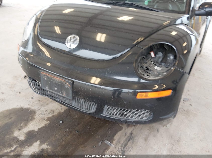 2009 VOLKSWAGEN NEW BEETLE auction photo 6