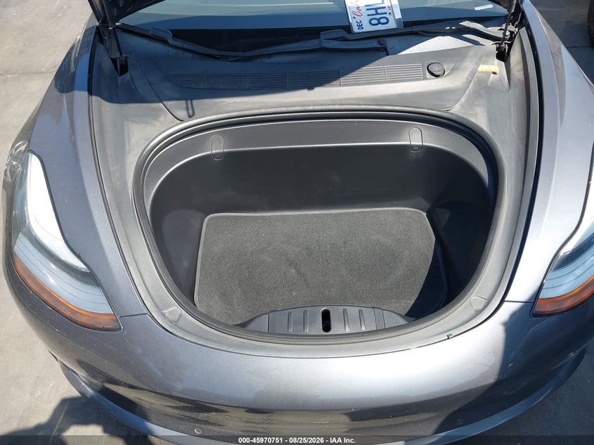 TESLA MODEL 3 - zdjęcie 10