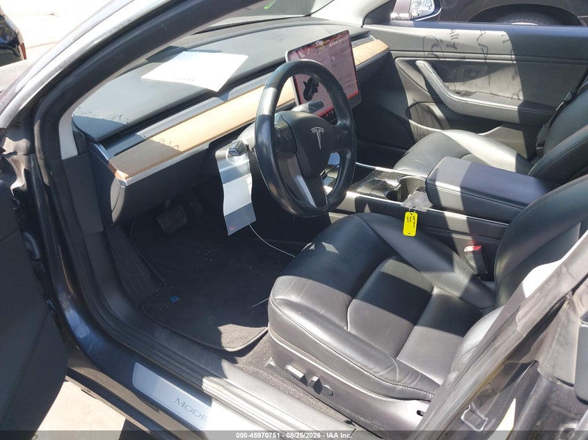 TESLA MODEL 3 - zdjęcie 20