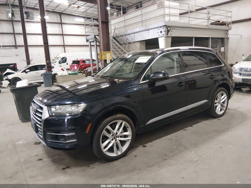 2017 Audi Q7, Right Front, IAAI, VIN WA1VABF73HD026108 — photo 2
