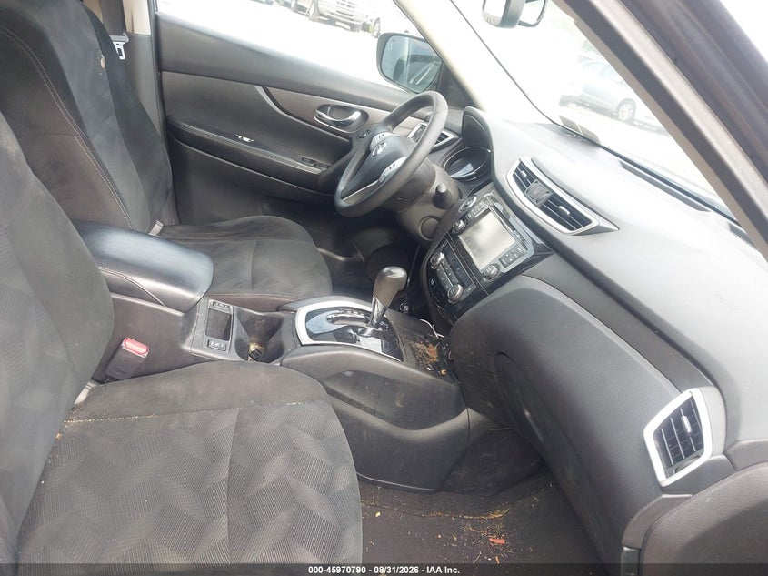 2016 NISSAN ROGUE auction photo 5
