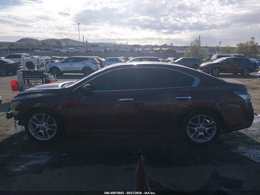 Photo 14 - NISSAN MAXIMA
