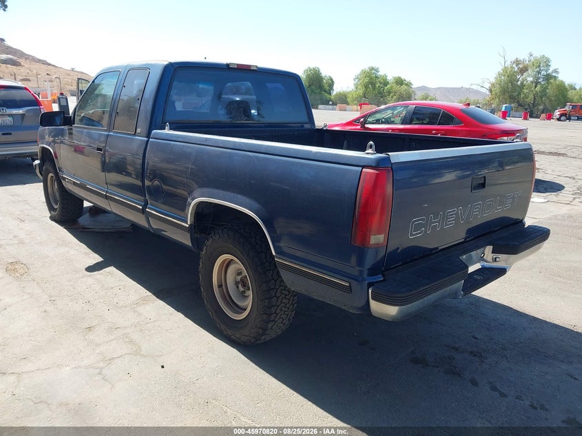 1998 CHEVROLET C1500 auction photo 3