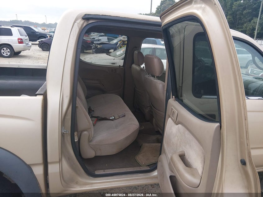 2002 TOYOTA TACOMA auction photo 8