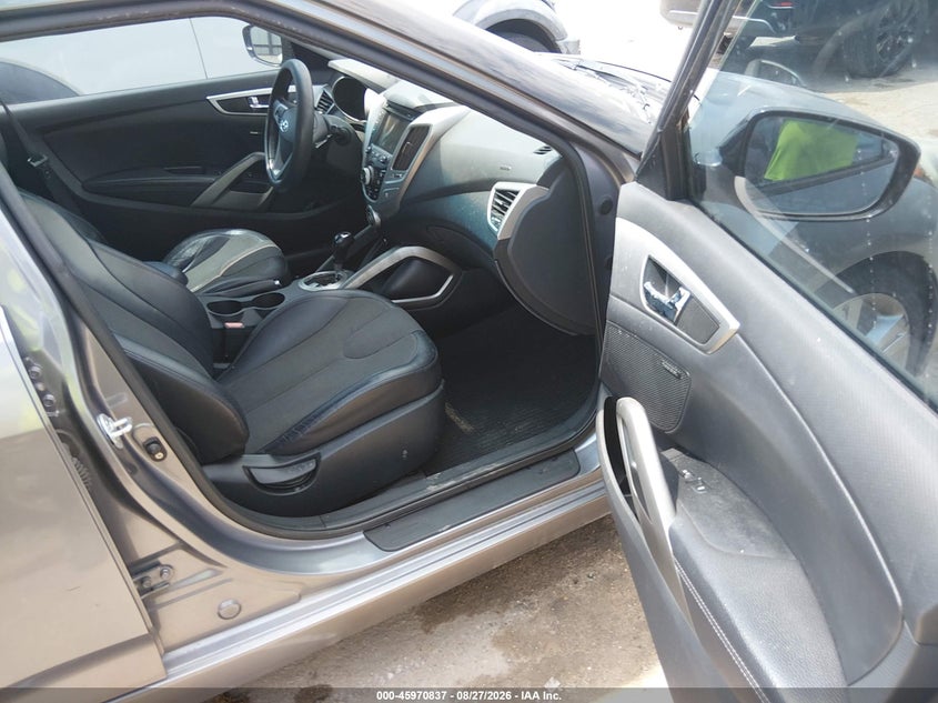 2012 HYUNDAI VELOSTER auction photo 5