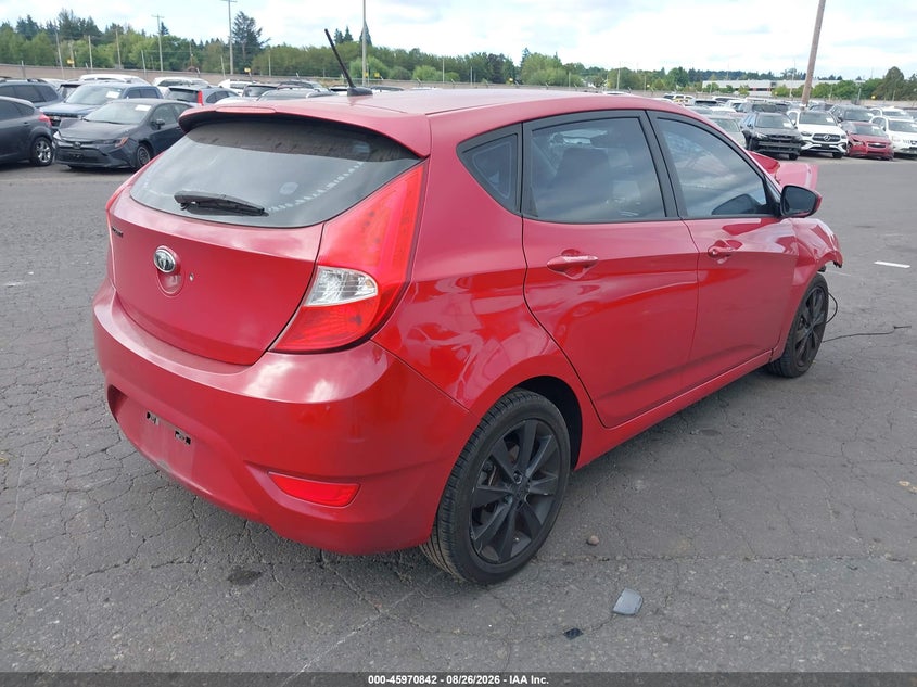 2012 HYUNDAI ACCENT SE · Фото 4