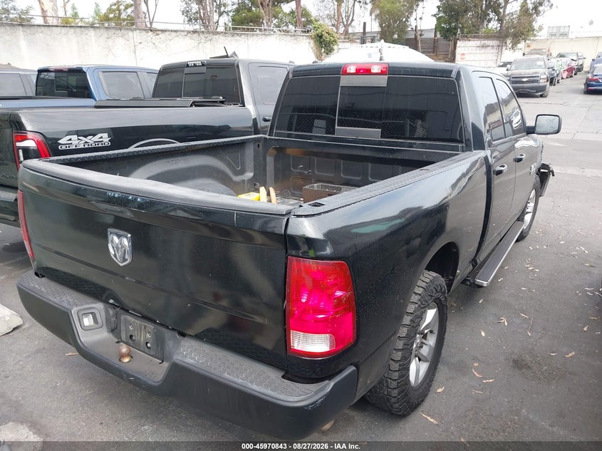 2013 RAM 1500 auction photo 4