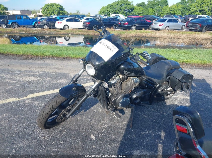 2011 YAMAHA XV MOTO 2