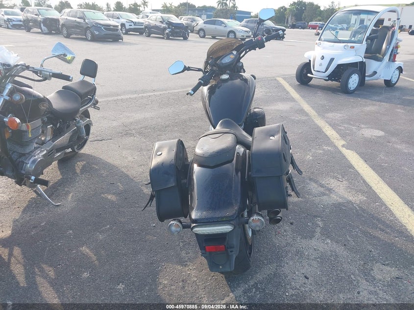 2011 YAMAHA XV MOTO 2