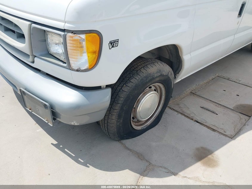 2000 FORD E-150 auction photo 6