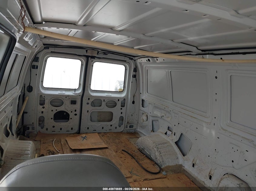 2000 FORD E-150 auction photo 8