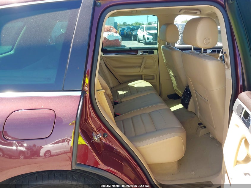 2008 VOLKSWAGEN TOUAREG 2 auction photo 8