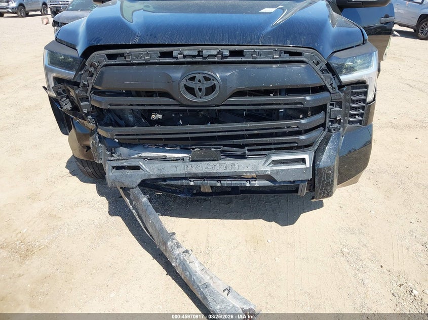 TOYOTA TUNDRA - zdjęcie 6