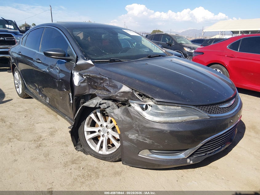 2015 CHRYSLER 200 — zdjęcie z aukcji