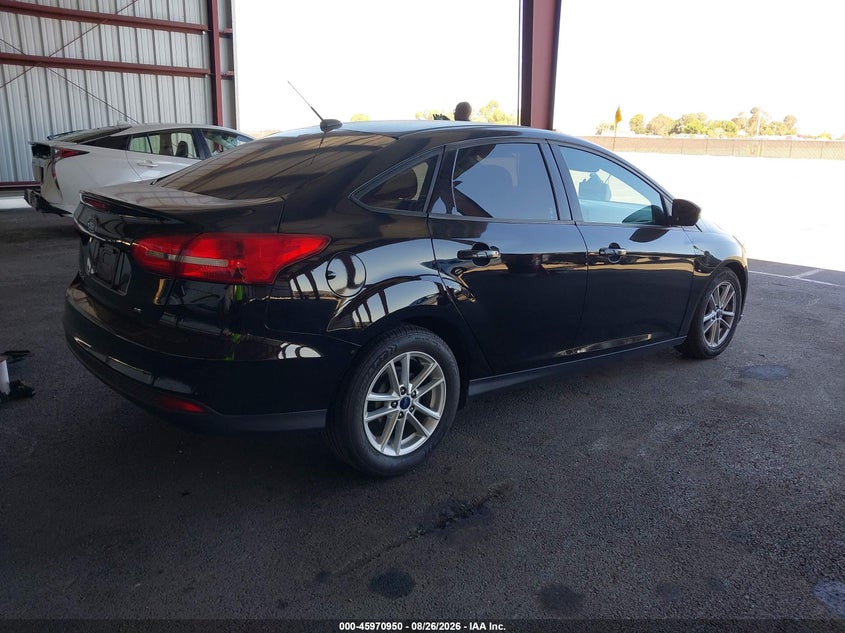 2017 FORD FOCUS auction photo 4