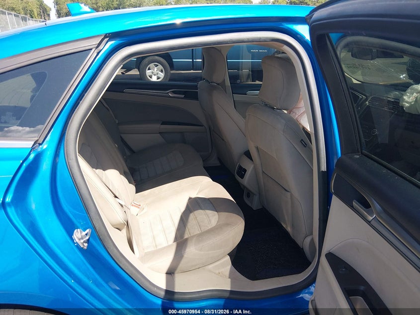 2019 FORD FUSION auction photo 8
