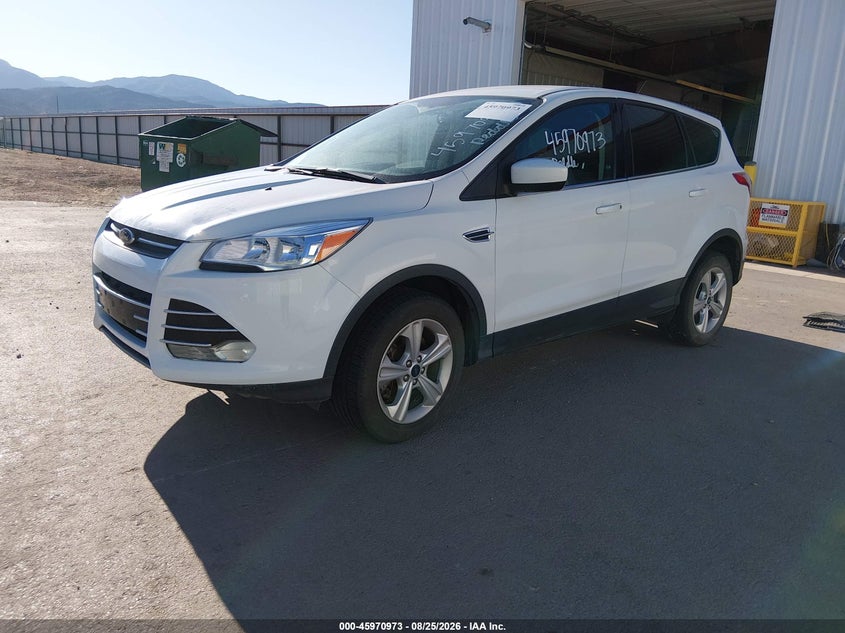 2016 Ford Escape, Normal Wear & Tear, IAAI, VIN 1FMCU9GX6GUC61804 — photo 2
