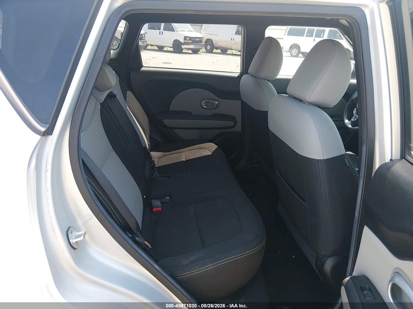 2014 KIA SOUL auction photo 8