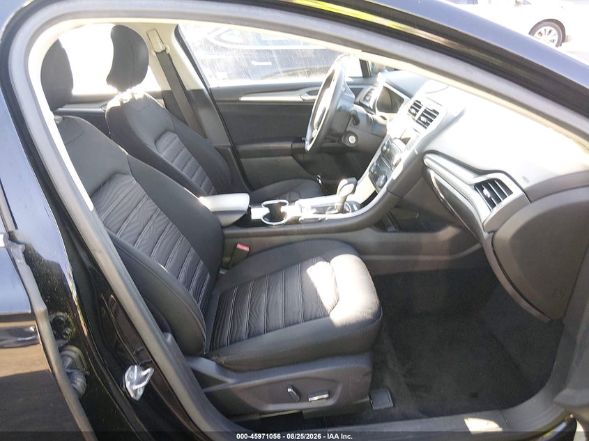 2016 FORD FUSION auction photo 5