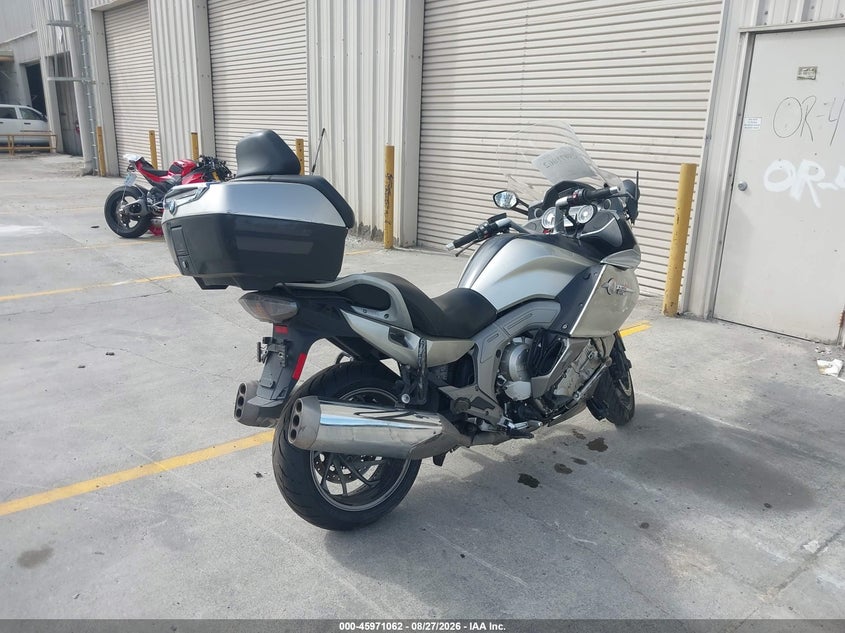 BMW K1600 2012