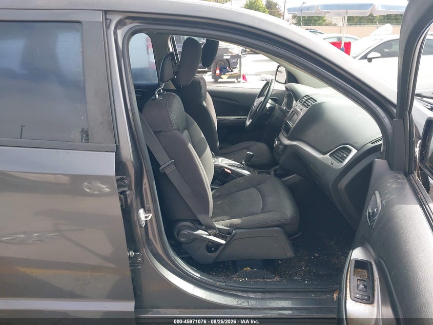 2014 DODGE JOURNEY auction photo 5