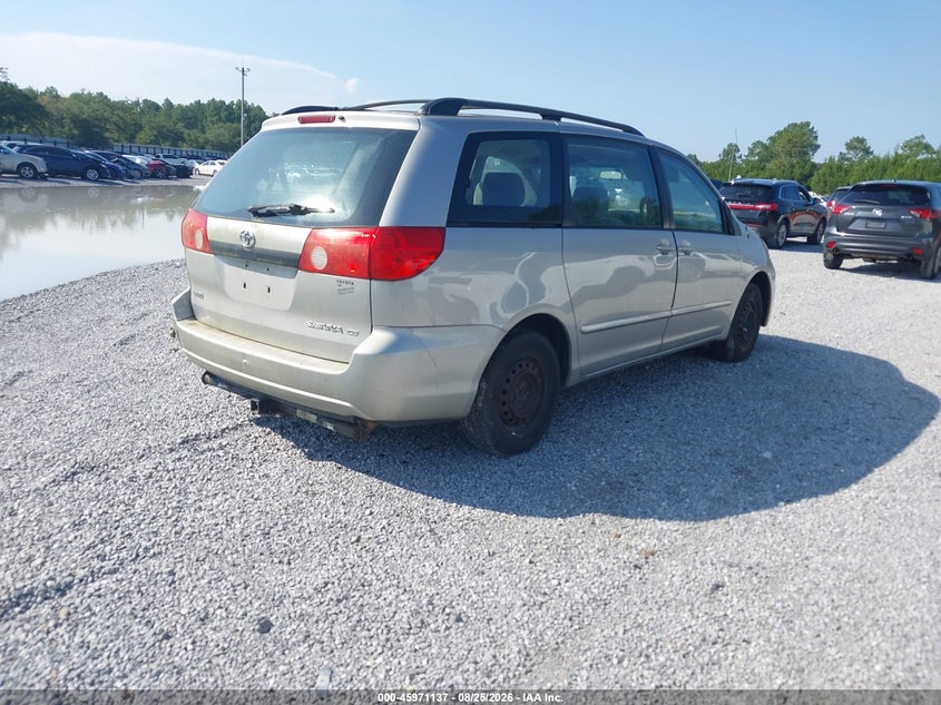 2008 TOYOTA SIENNA auction photo 4