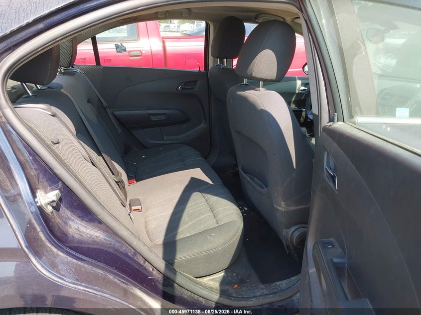 2016 CHEVROLET SONIC auction photo 8