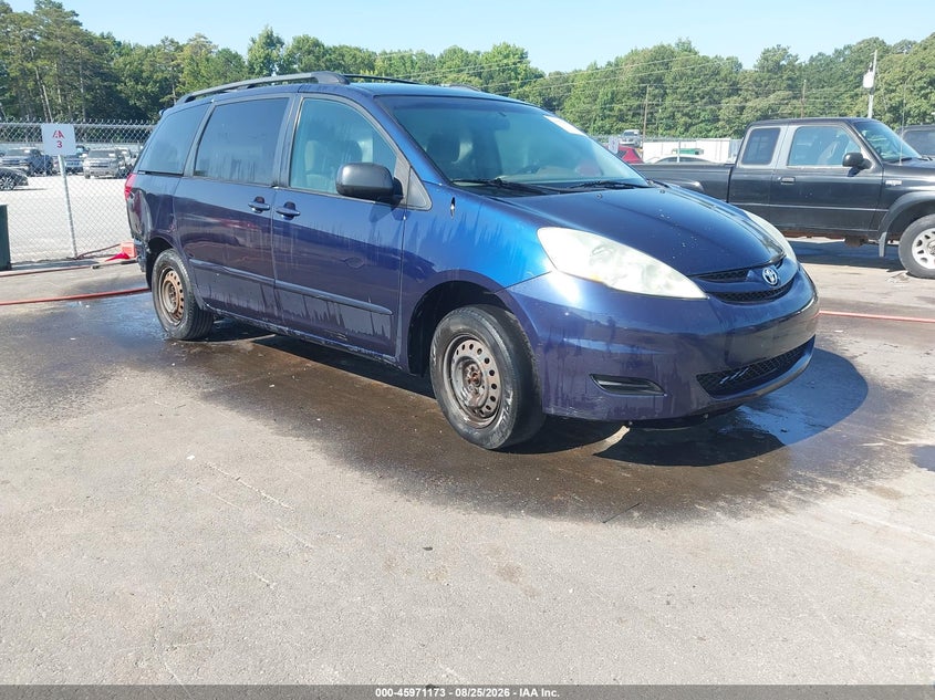 2006 TOYOTA SIENNA auction photo 1