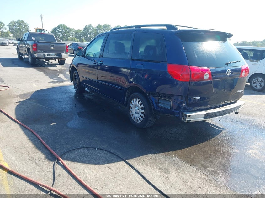 2006 TOYOTA SIENNA auction photo 3
