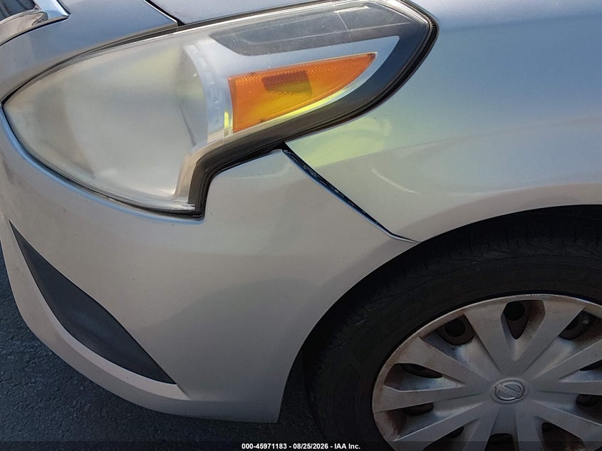 2016 NISSAN VERSA auction photo 6