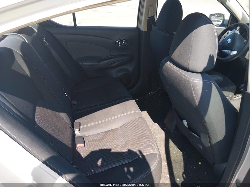2016 NISSAN VERSA auction photo 8