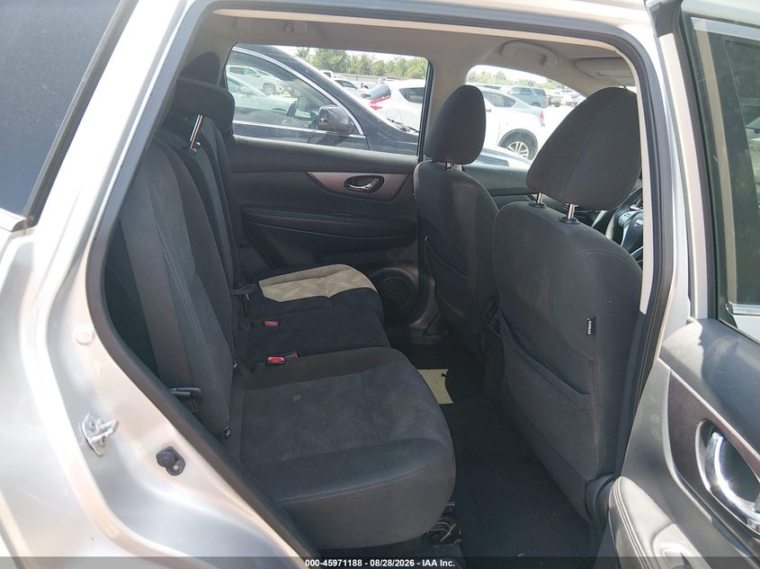 2016 NISSAN ROGUE auction photo 8