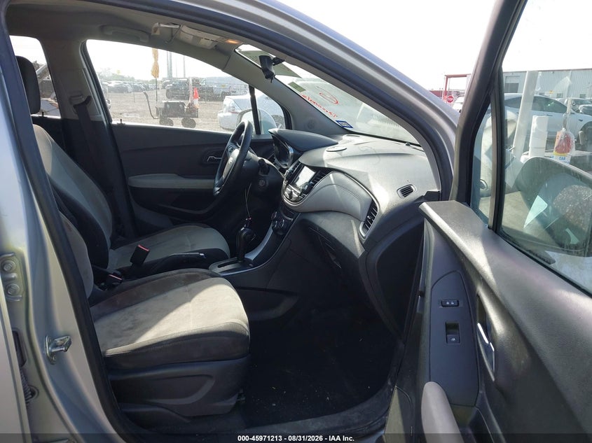 2019 CHEVROLET TRAX auction photo 5